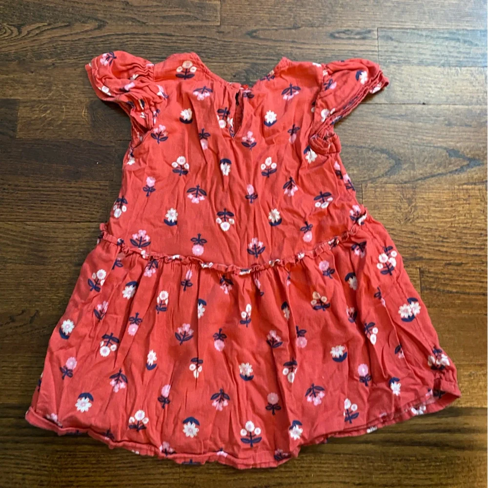 2pc Old Navy lightweight short sleeve dresses toddler girl size 4T summer play